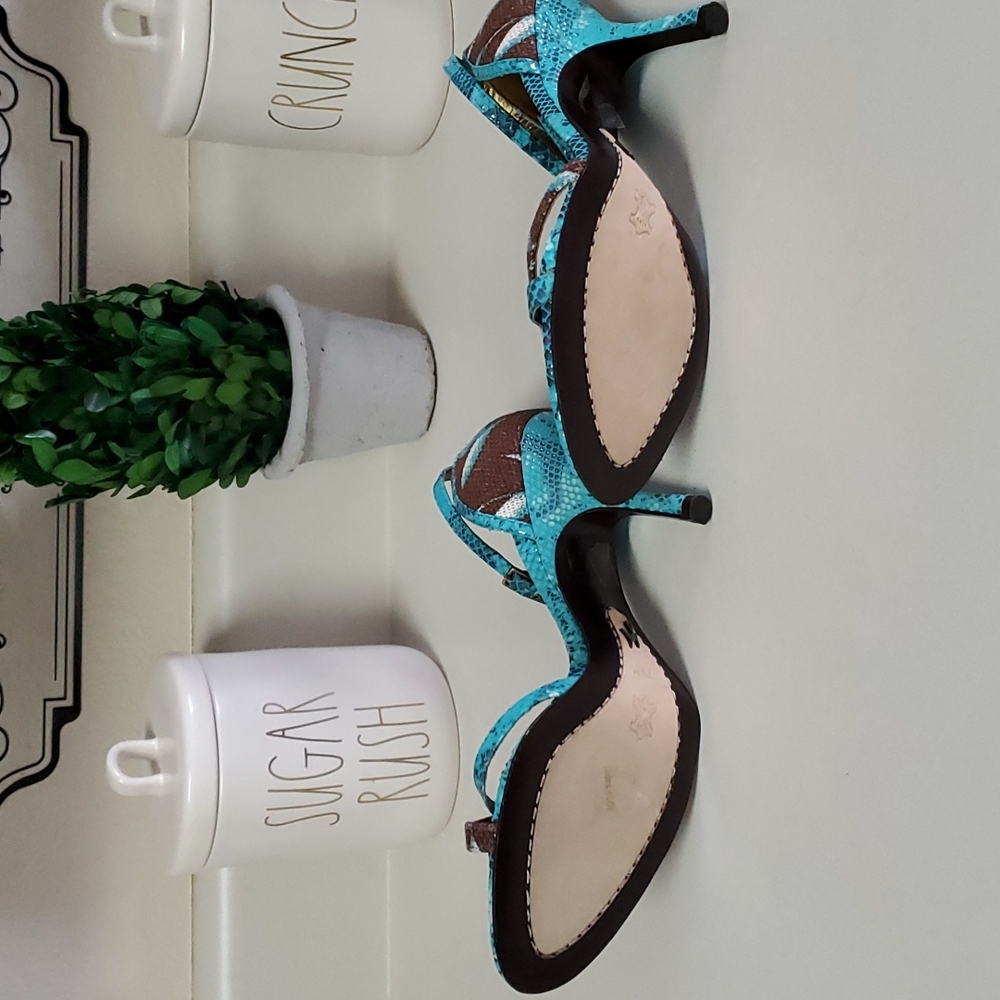 J‎ Vincent perfect Spring and Summer heels !!! - Picture 2 of 3